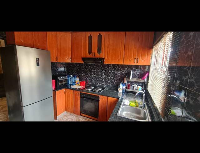 2 BEDROOM HOUSE FOR SALE IN RAINHAM